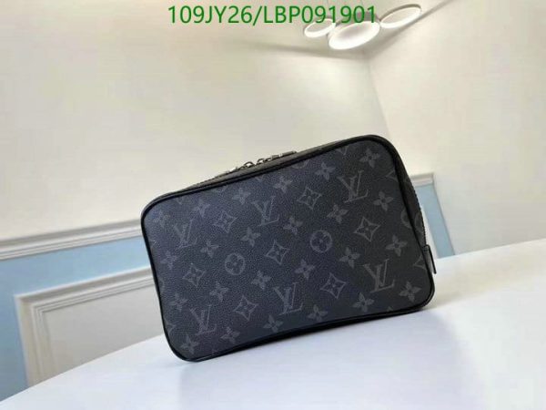 Louis Vuitton 1:1 Mirror Replica Trousse de Toilette Clutche LBP0919017510