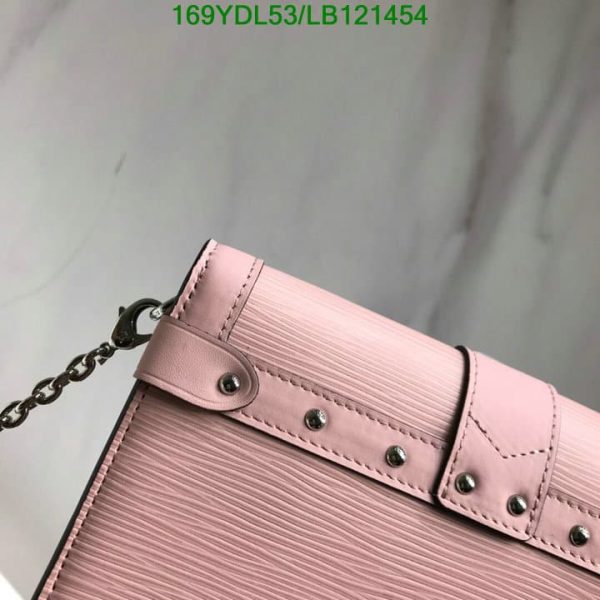 Louis Vuitton 1:1 Mirror Replica Trunk Chain Wallet LB12145456397