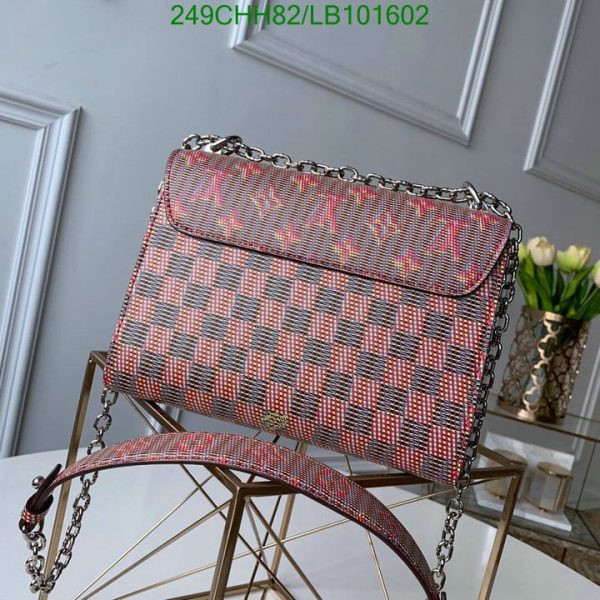 Louis Vuitton 1:1 Mirror Replica Twist MM LB10160275413