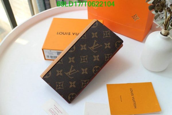 Louis Vuitton 1:1 Mirror Replica Vintage Checkbook Wallet T062210456328