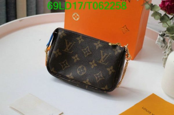 Louis Vuitton 1:1 Mirror Replica Vivienne Pochette Venice Bag T062258563214