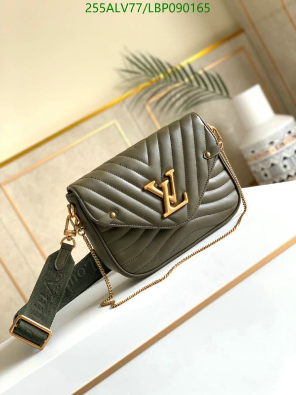 Louis Vuitton 1:1 Mirror Replica Wave Multi Pochette Quilted Leather LBP0901654123