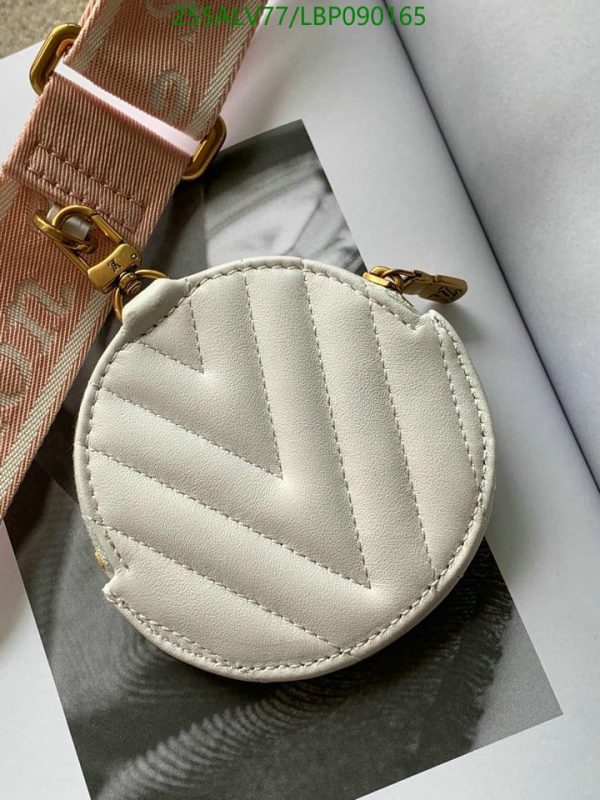 Louis Vuitton 1:1 Mirror Replica Wave Multi Pochette Quilted Leather LBP0901654123