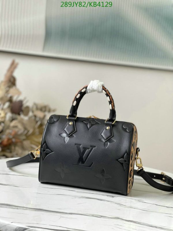 Louis Vuitton 1:1 Mirror Replica Wild at Heart Speedy Bandouliere KB41292145756