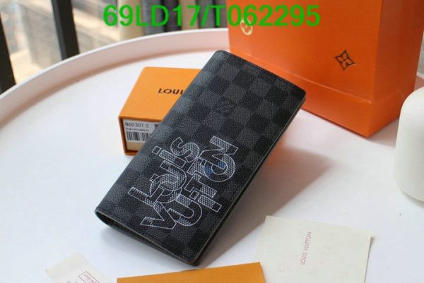 Louis Vuitton 1:1 Mirror Replica Zippy Vertical Wallet T062295572136