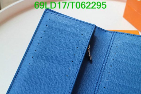 Louis Vuitton 1:1 Mirror Replica Zippy Vertical Wallet T062295572136