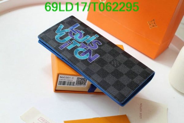 Louis Vuitton 1:1 Mirror Replica Zippy Vertical Wallet T062295572136