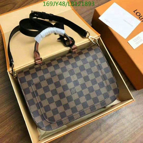 Louis Vuitton 1:1 Mirror Replica  hand bag Papillon GM with mini pouch LB12189312345