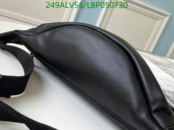 Louis Vuitton 1:1 Mirror Replica summer bum bag LBP0507309127