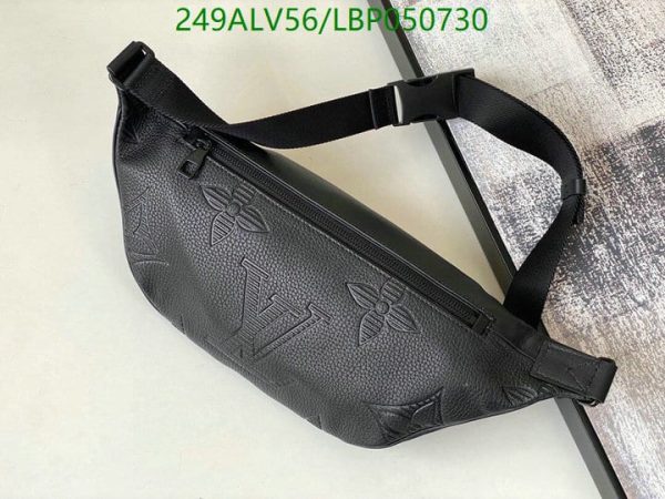 Louis Vuitton 1:1 Mirror Replica summer bum bag LBP0507309127