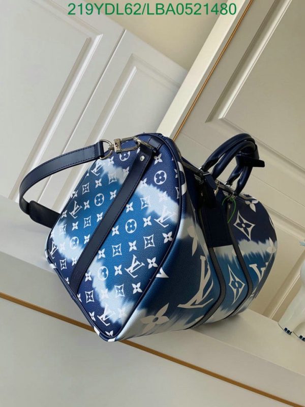 Louis Vuitton 1:1 Mirror Replica travel bag in blue and white LBA0521480184