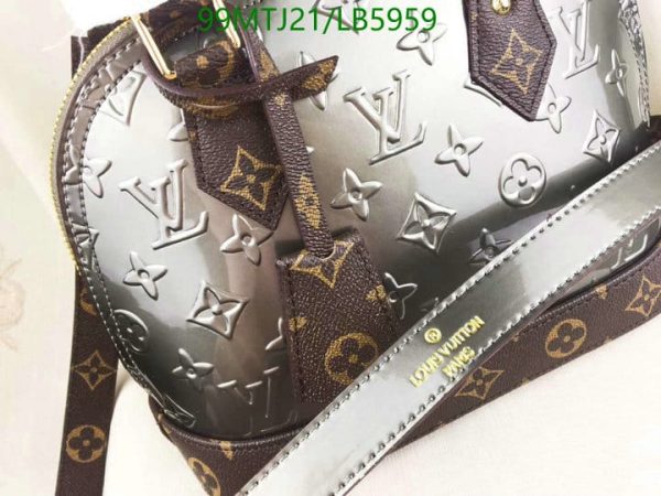 Louis Vuitton AAA+ Replica Alma BB LB59598104672