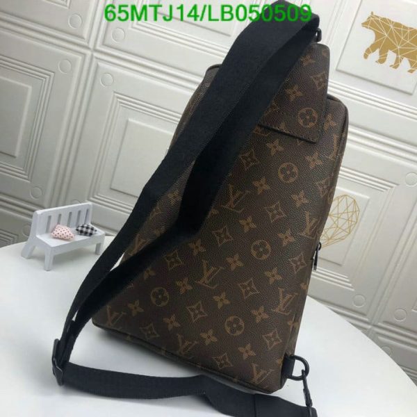 Louis Vuitton AAA+ Replica Avenue Bag LB05050964389