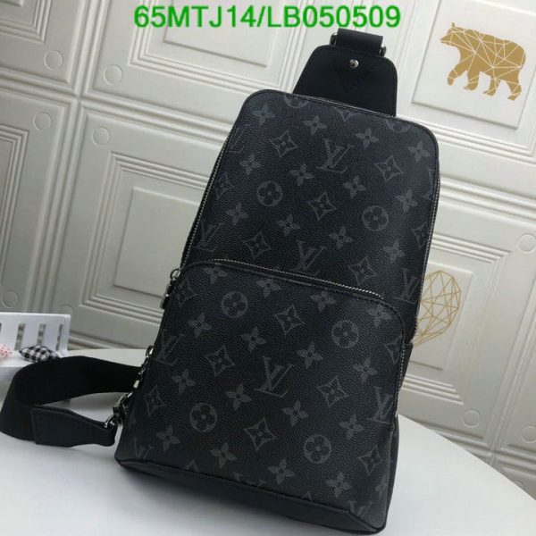 Louis Vuitton AAA+ Replica Avenue Bag LB05050964389