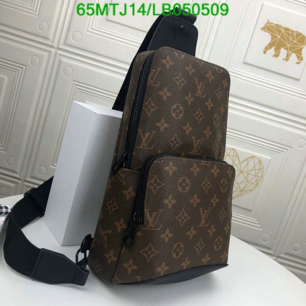 Louis Vuitton AAA+ Replica Avenue Bag LB05050964389