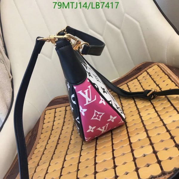 Louis Vuitton AAA+ Replica Bagatelle BB Hobo Empreinte Giant LB74175017965