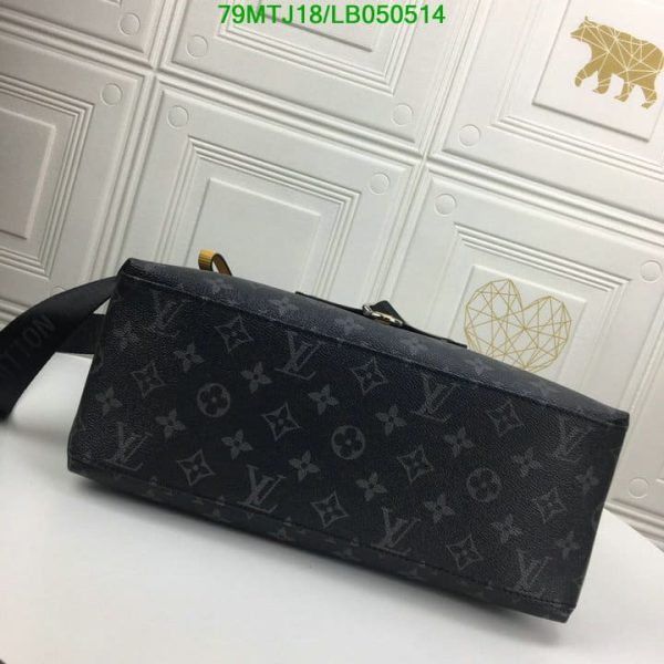 Louis Vuitton AAA+ Replica Besace Zippee Bag LB05051489429