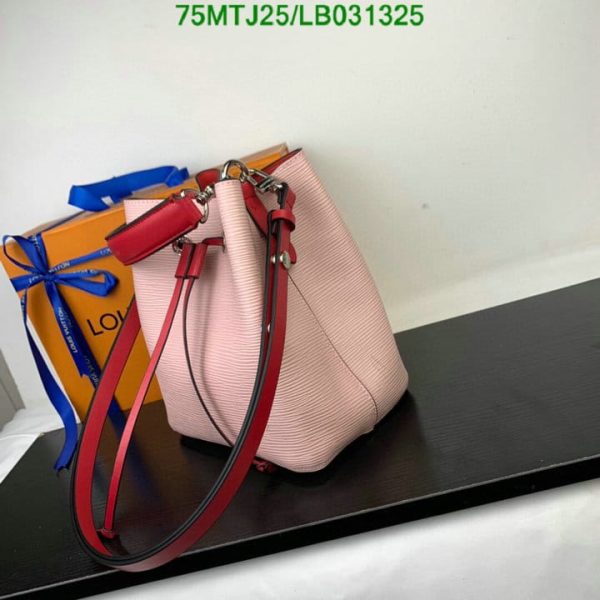 Louis Vuitton AAA+ Replica Black Epi Leather Neonoe Bag LB03132574329