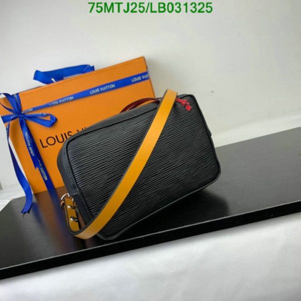 Louis Vuitton AAA+ Replica Black Epi Leather Neonoe Bag LB03132574329