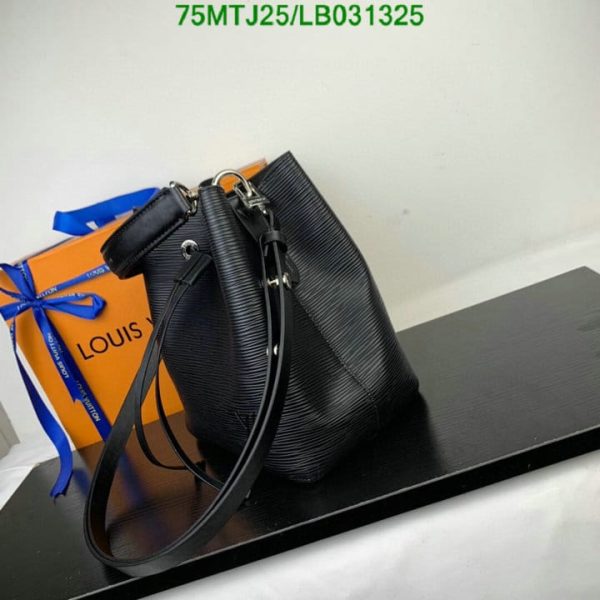 Louis Vuitton AAA+ Replica Black Epi Leather Neonoe Bag LB03132574329