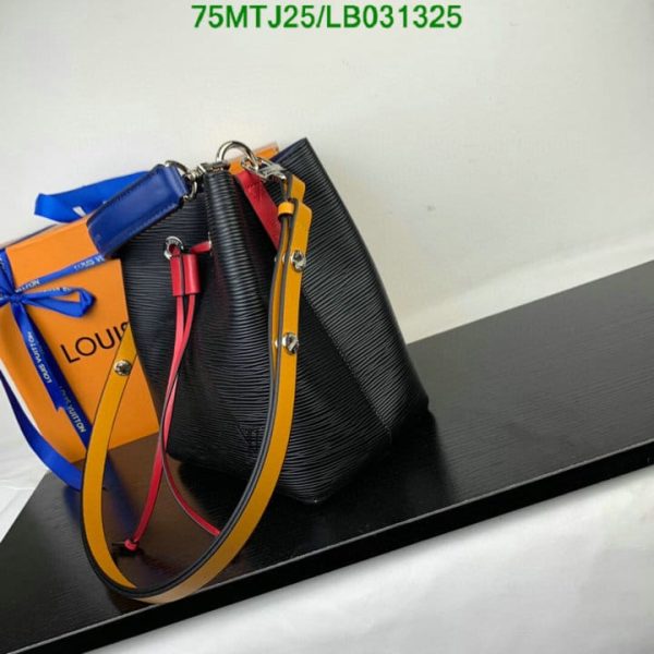 Louis Vuitton AAA+ Replica Black Epi Leather Neonoe Bag LB03132574329