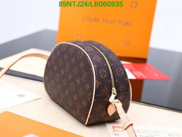 Louis Vuitton AAA+ Replica Blois shoulder bag LB06093557684