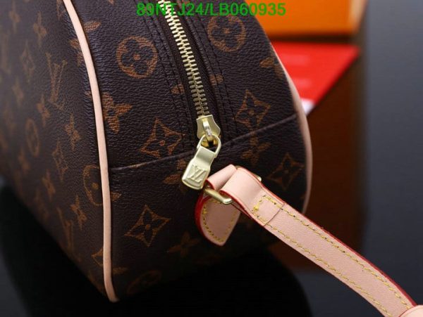 Louis Vuitton AAA+ Replica Blois shoulder bag LB06093557684