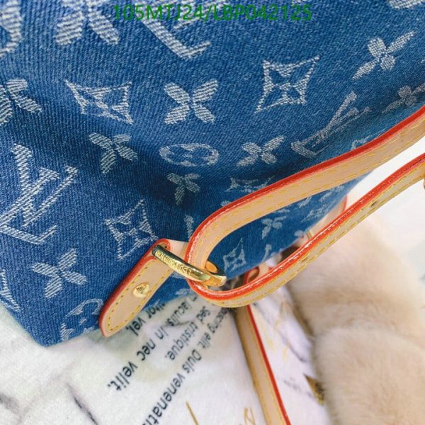 Louis Vuitton AAA+ Replica Blue Giant  LBP0421257654