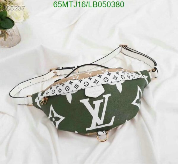 Louis Vuitton AAA+ Replica  Body shoulder hip bag LB05038050167