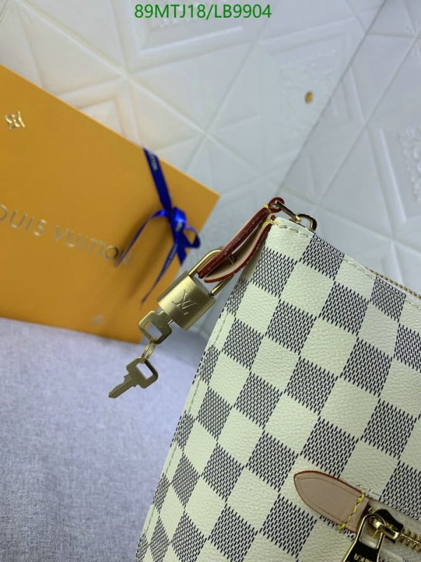 Louis Vuitton  AAA+ Replica Box  Iena Mm Dustbag Bag LB99042587531