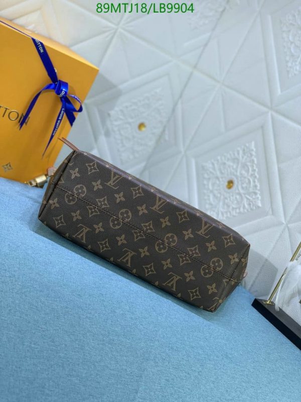 Louis Vuitton  AAA+ Replica Box  Iena Mm Dustbag Bag LB99042587531