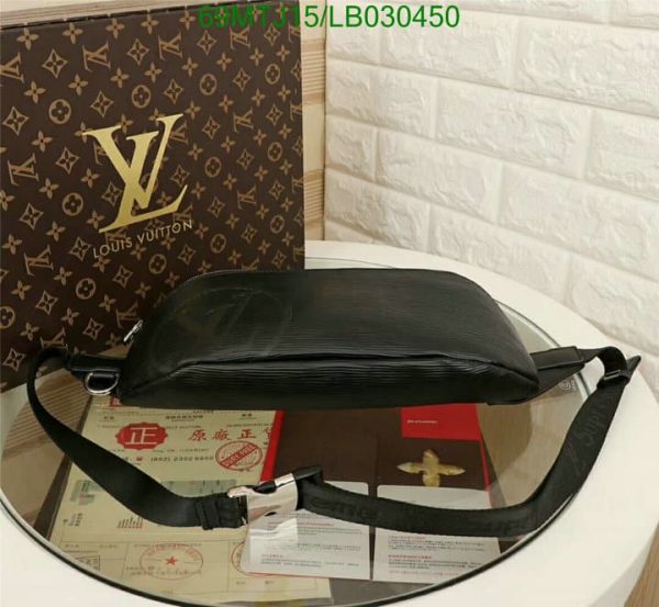 Louis Vuitton AAA+ Replica Bum waist body bag LB03045085413