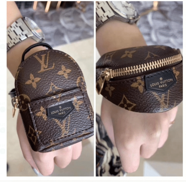 Louis Vuitton AAA+ Replica Bumbag LB10219658103