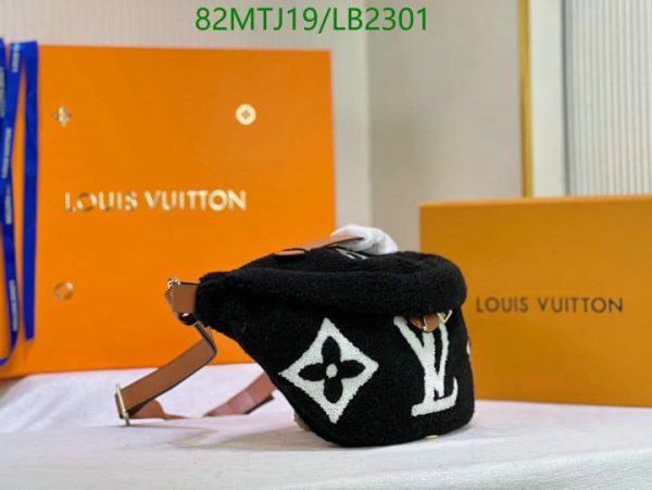 Louis Vuitton AAA+ Replica Bumbag Teddy Fleece Bag LB23015987412