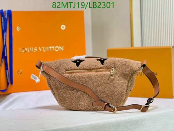 Louis Vuitton AAA+ Replica Bumbag Teddy Fleece Bag LB23015987412