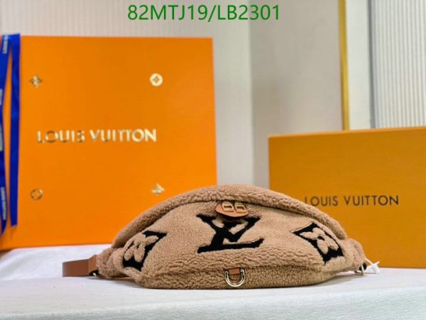 Louis Vuitton AAA+ Replica Bumbag Teddy Fleece Bag LB23015987412