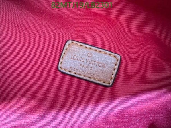 Louis Vuitton AAA+ Replica Bumbag Teddy Fleece Bag LB23015987412