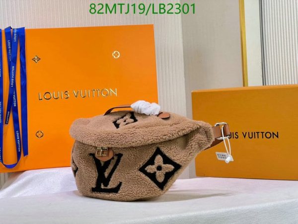 Louis Vuitton AAA+ Replica Bumbag Teddy Fleece Bag LB23015987412