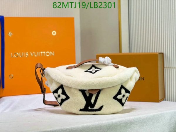 Louis Vuitton AAA+ Replica Bumbag Teddy Fleece Bag LB23015987412