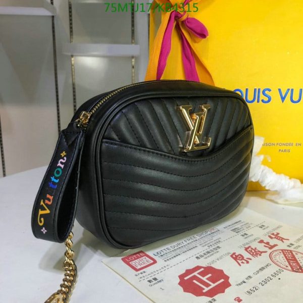 Louis Vuitton AAA+ Replica  Camera New Wave White Calfskin Lea  KB43155438765