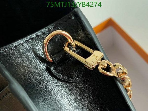 Louis Vuitton AAA+ Replica  Chain Louise Gm YB42748574125