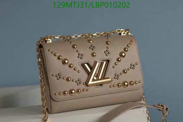 Louis Vuitton AAA+ Replica Chain Twist Epi Sol Studded Mm Shoulder Bag LBP0102028924