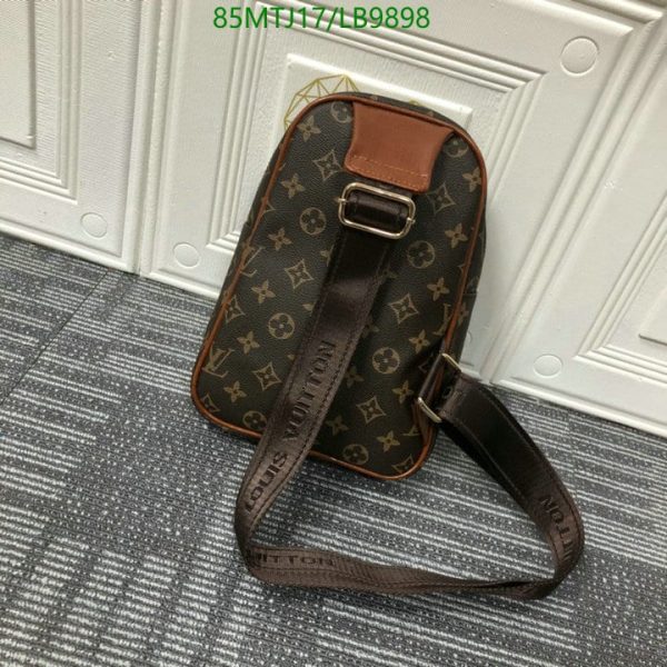 Louis Vuitton AAA+ Replica Chestbag/Sidebag Medium Bag LB98985697436