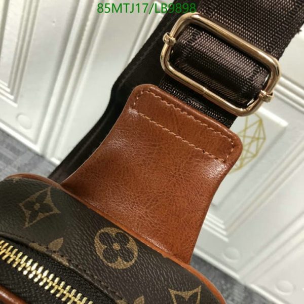 Louis Vuitton AAA+ Replica Chestbag/Sidebag Medium Bag LB98985697436