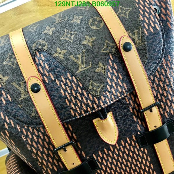 Louis Vuitton AAA+ Replica Christopher PM LB06095752017