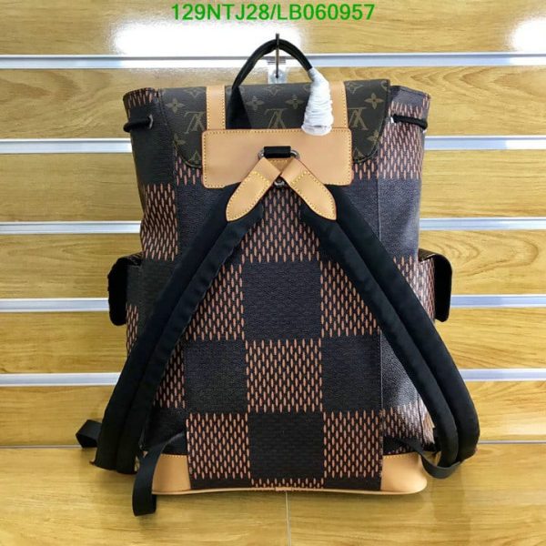 Louis Vuitton AAA+ Replica Christopher PM LB06095752017