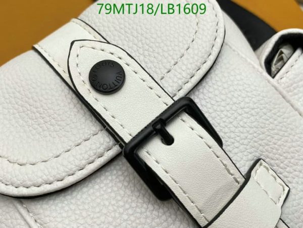 Louis Vuitton AAA+ Replica Christopher xs  LB16096382654