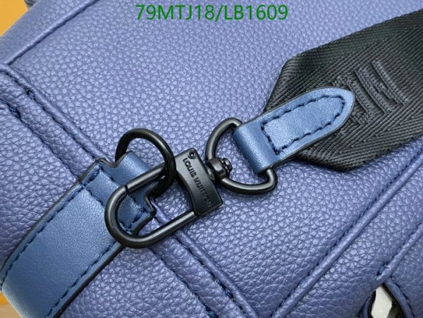 Louis Vuitton AAA+ Replica Christopher xs  LB16096382654