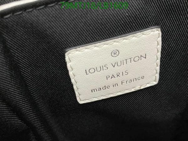 Louis Vuitton AAA+ Replica Christopher xs  LB16096382654