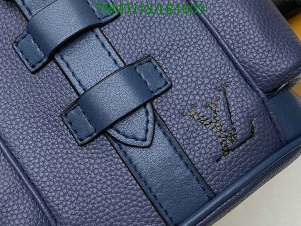 Louis Vuitton AAA+ Replica Christopher xs  LB16096382654